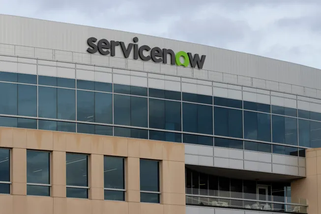 ServiceNow与埃森哲联合推出企业安全服务，加速遗留系统向智能AI迁移