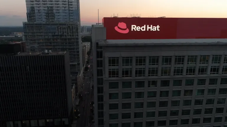 Red Hat 收购 Chatterbox Labs，强化 AI 治理能力