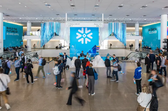 Snowflake重构数据云以驱动AI代理并扩展集成能力
